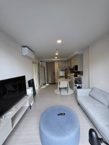living room of Quintara Treehaus Sukhumvit 42