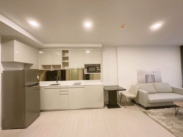 room interior and kitchen of Quintara Treehaus Sukhumvit 42