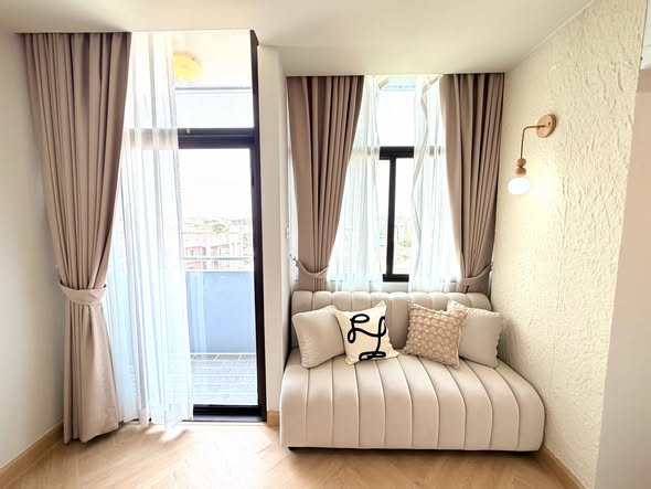 bedroom and living room of รัชอาภา ทาวเวอร์ (Ratcha-Apha Tower)