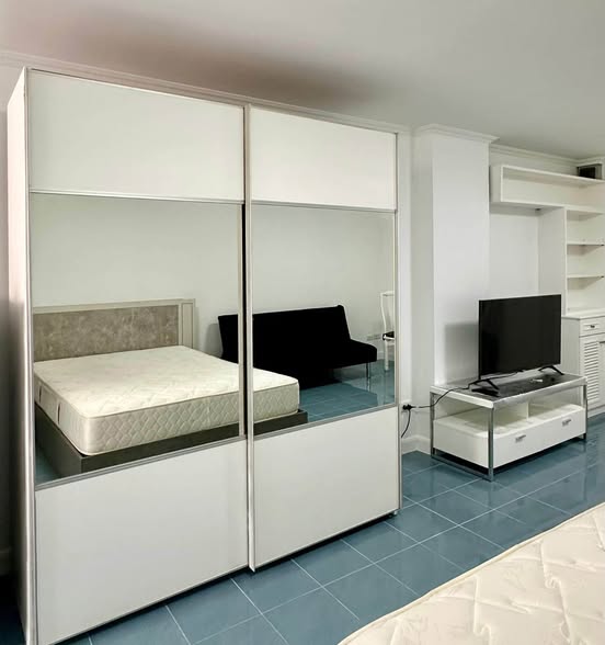 bedroom and room interior of Ratchada Resort Condo