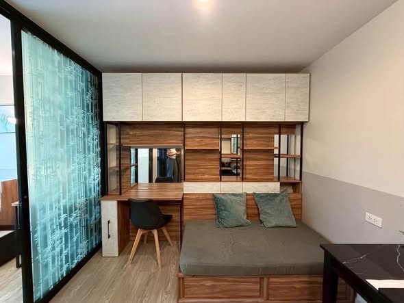 bedroom and room interior of REACH Phahon Yothin 52 (รีช พหลโยธิน 52)