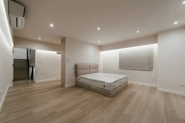 bedroom of Regent 71 Place