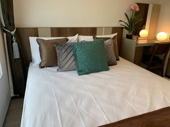 bedroom of Regent Home 97/1