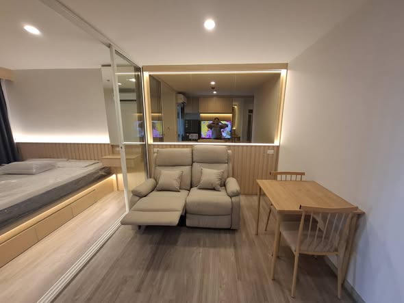 bedroom and room interior of Regent Home Bangna (รีเจ้นท์โฮม บางนา)