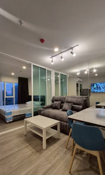 living room and room interior of Regent Home Bangna (รีเจ้นท์โฮม บางนา)