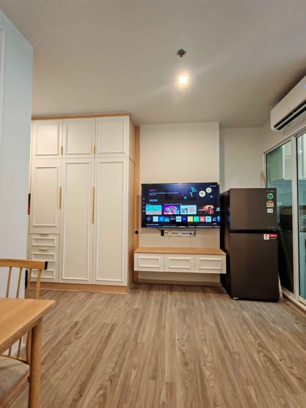 living room and room interior of Regent Home Bangna (รีเจ้นท์โฮม บางนา)