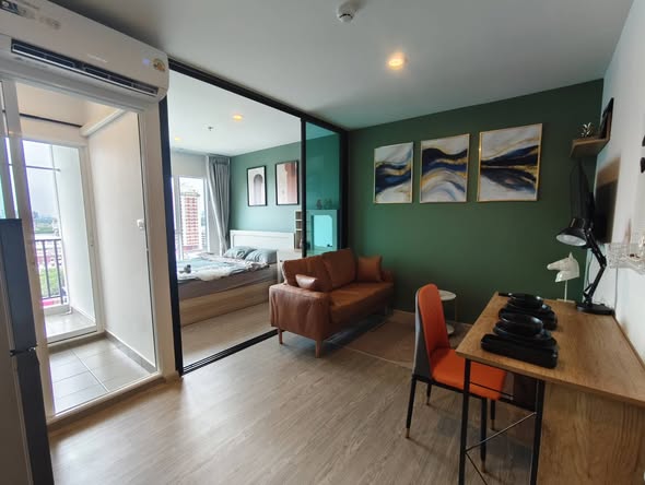 living room and room interior of Regent Home Bangna (รีเจ้นท์โฮม บางนา)