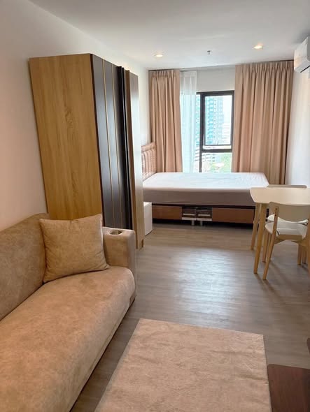 bedroom of Regent Home Wutthakat