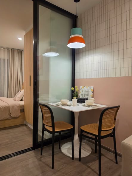room interior of Regent Home Wutthakat