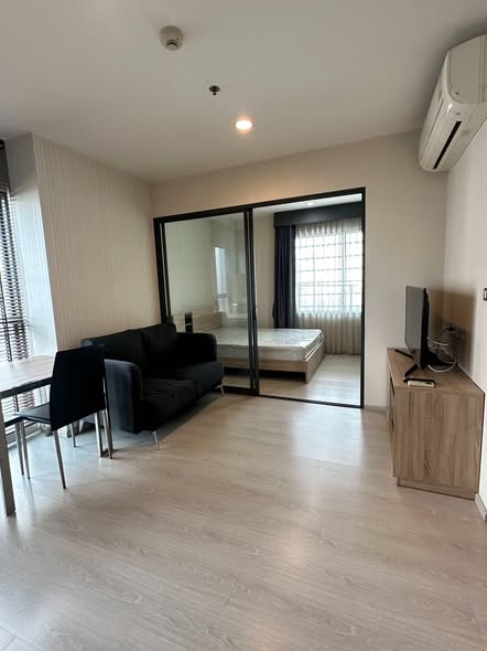 bedroom of Rhythm Asoke 2