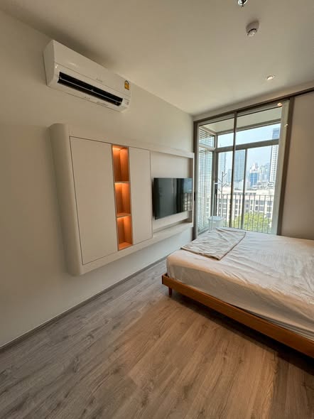 bedroom of Rhythm Ekkamai Estate