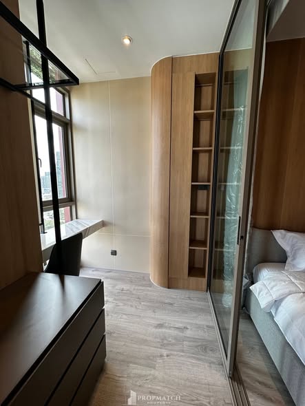 room interior and bathroom of Rhythm Ekkamai Estate