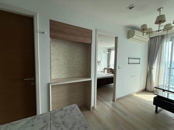 bedroom and room interior of RHYTHM Phahon-Ari