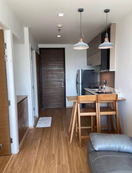 room interior of RHYTHM Phahon-Ari