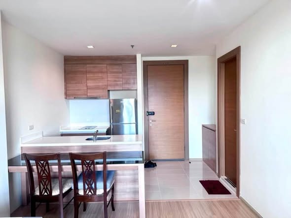 room interior of RHYTHM Ratchada-Huaykwang