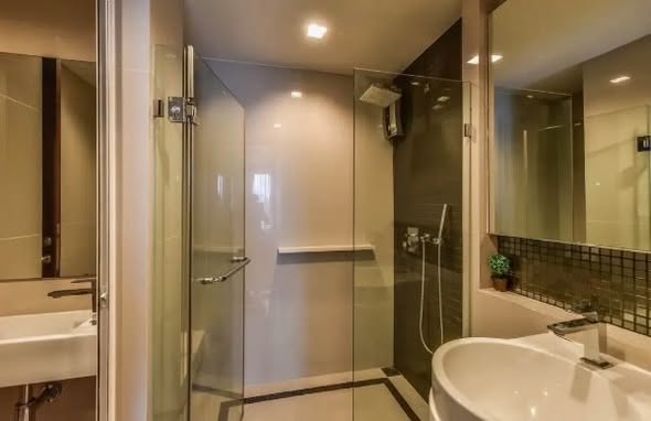 bathroom of RHYTHM Sathorn