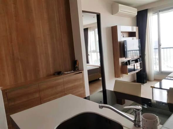 bedroom of RHYTHM Sathorn