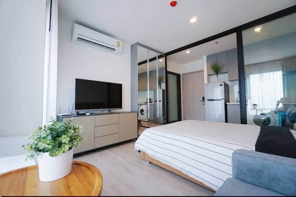 bedroom of Rhythm Sukhumvit 36-38