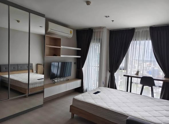 bedroom of Rhythm Sukhumvit 36-38