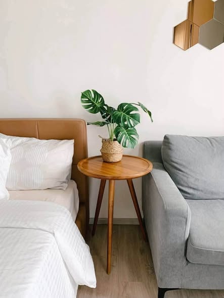bedroom and living room of Rhythm Sukhumvit 36-38