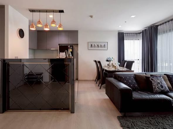 living room and room interior of Rhythm Sukhumvit 36-38