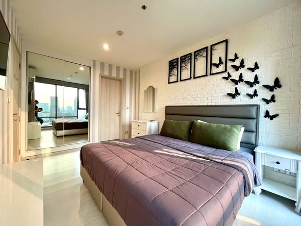 bedroom of Rhythm Sukhumvit 42