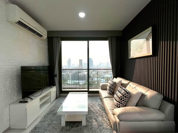 living room and bedroom of Rhythm Sukhumvit 42