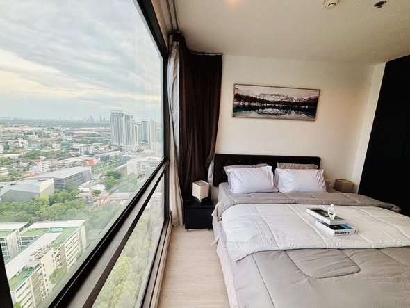 bedroom of RHYTHM Sukhumvit 44/1