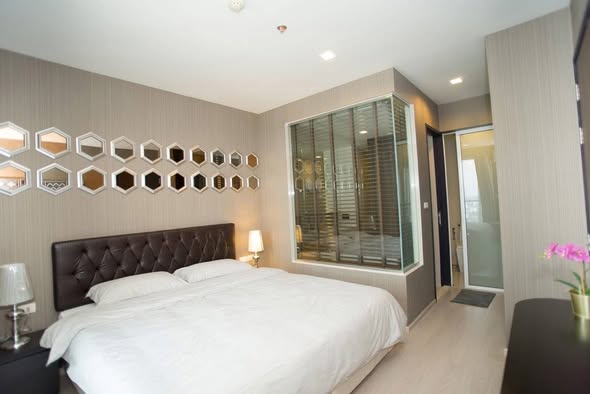 bedroom of RHYTHM Sukhumvit 44/1