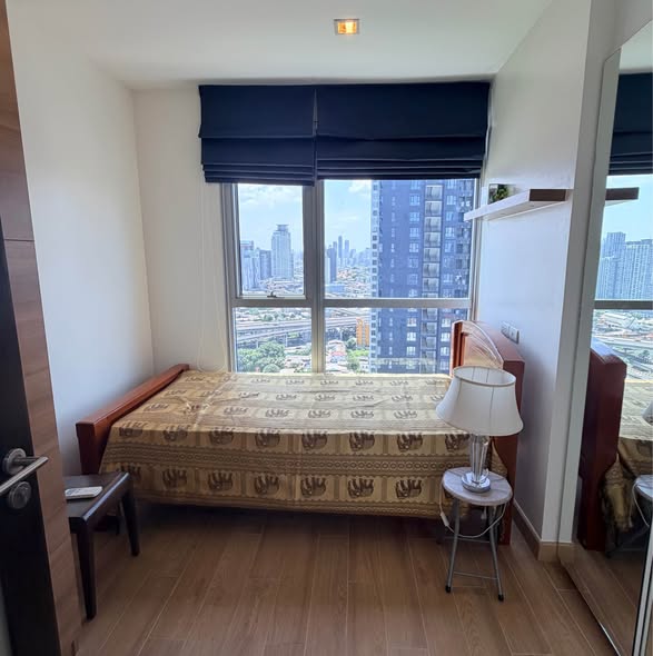 bedroom of Rhythm Sukhumvit 50