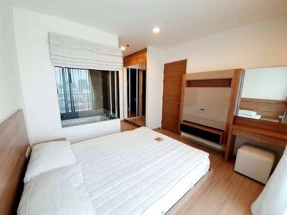 bedroom of Rhythm Sukhumvit 50