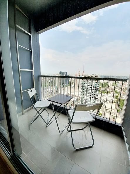 Rhythm Sukhumvit 50