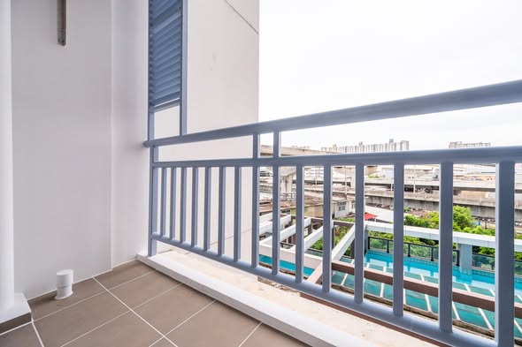 Rich Park @ BangSon Station Condominium