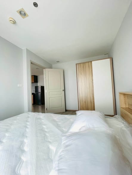 bedroom of Rich Park Chao Phraya