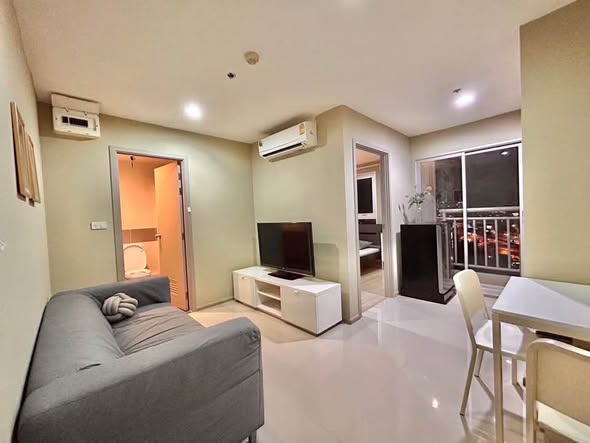 bedroom of Rich Park Chao Phraya