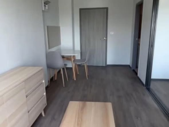 bedroom and room interior of Rich Point @BTS Wutthakat
