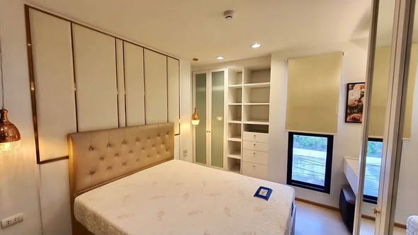 bedroom of Rise Rama 9
