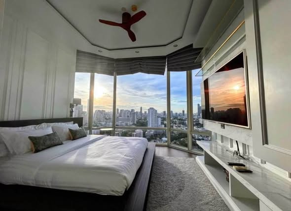 bedroom of Royce Private Residences