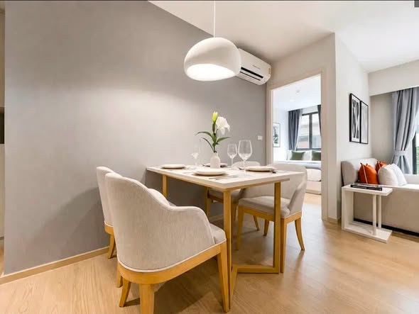 living room and room interior of Runesu Thonglor 5 (รูเนะสุ ทองหล่อ 5)