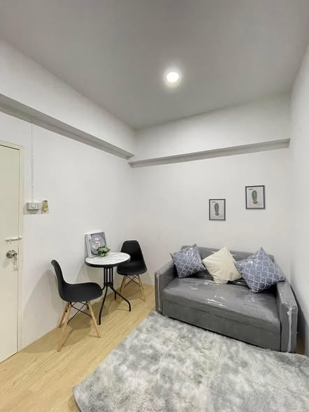 bedroom and living room of S. R. Place