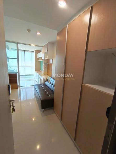 Sense Phaholyothin Condominium