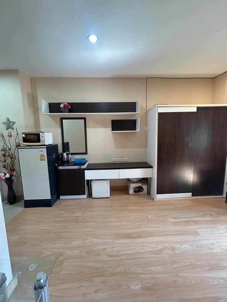 Sereno Airport Condo