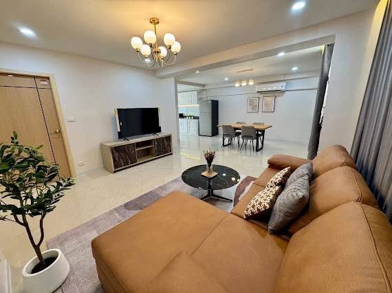 living room and bedroom of Siam Condominium