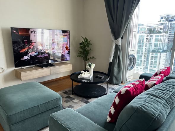 living room of Siamese Exclusive Sukhumvit 42