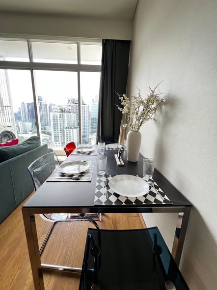 room interior of Siamese Exclusive Sukhumvit 42
