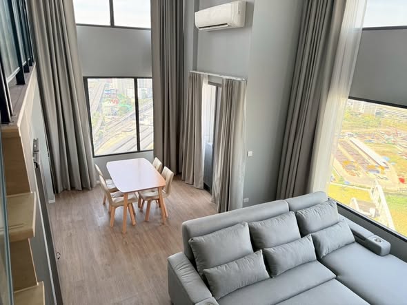 living room and bedroom of Siamese residence landmark @ MRTA station