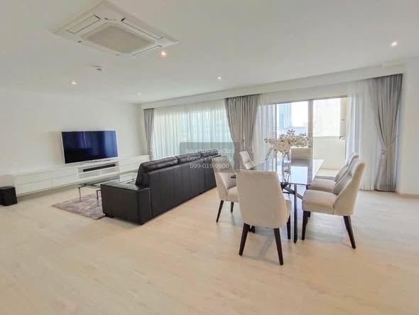 bedroom and living room of Silom Condominium