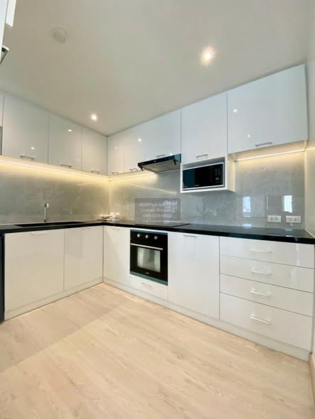 kitchen of Silom Condominium