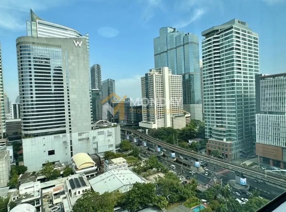 Silom Suite Condominium