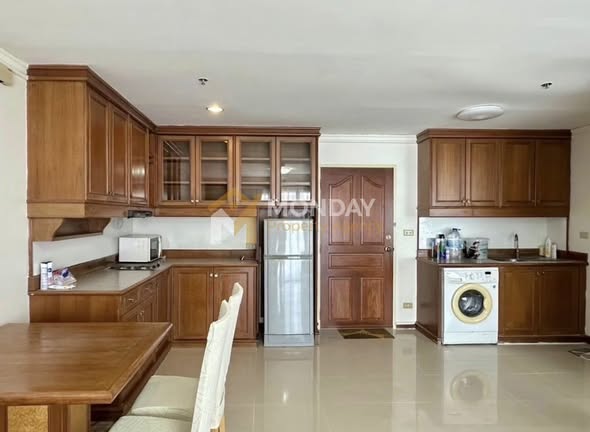 kitchen of Silom Suite Condominium